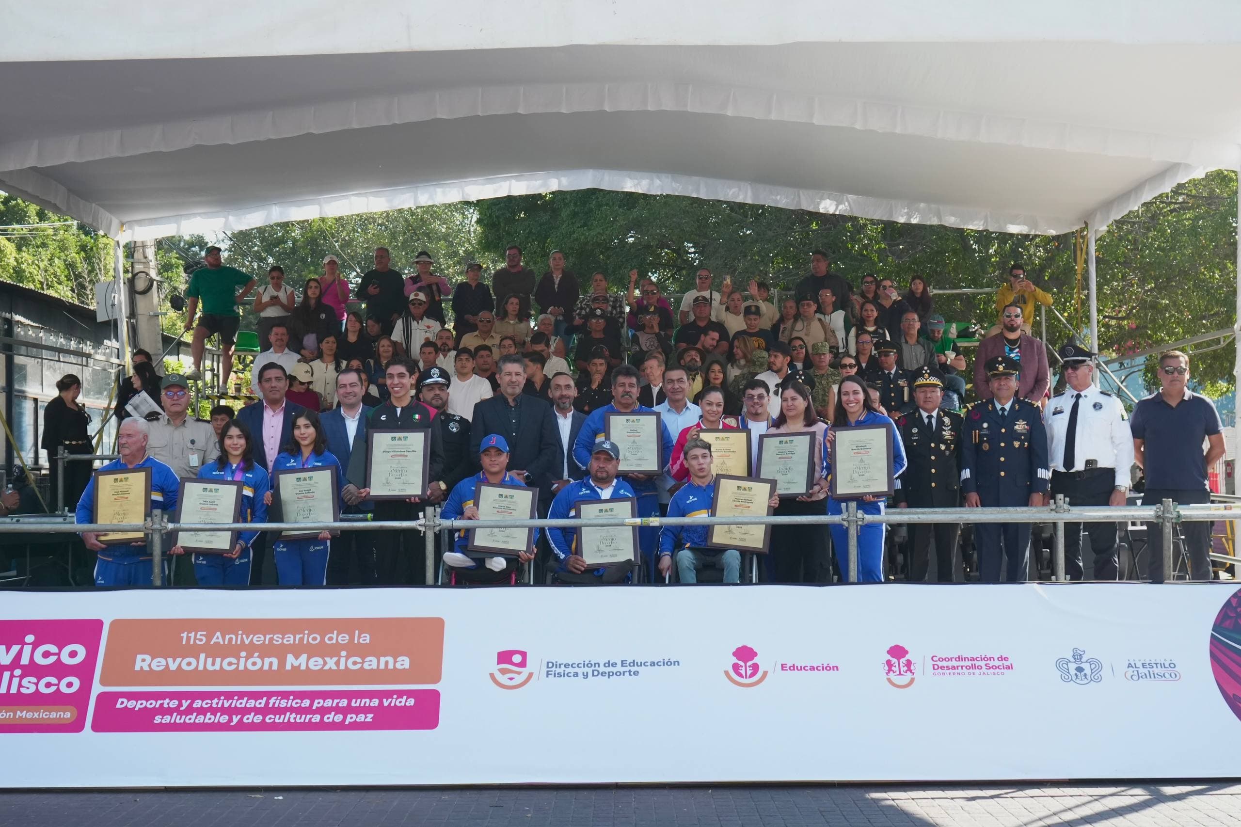 Conmemora Jalisco el 115 Aniversario del Inicio de la Revolución Mexicana con magno Desfile Cívico Deportivo